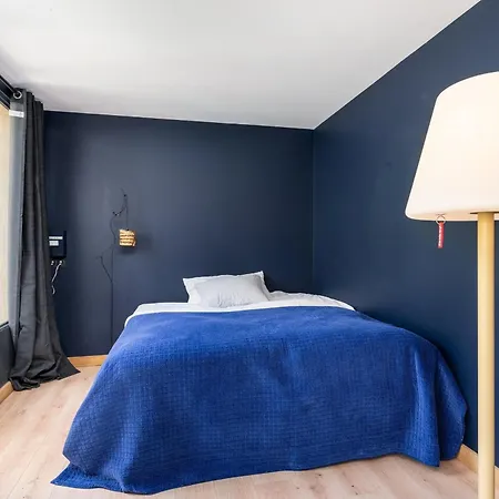 Les Vignes - Newly Refurbished 18th Century House With Mediterranean Garden
